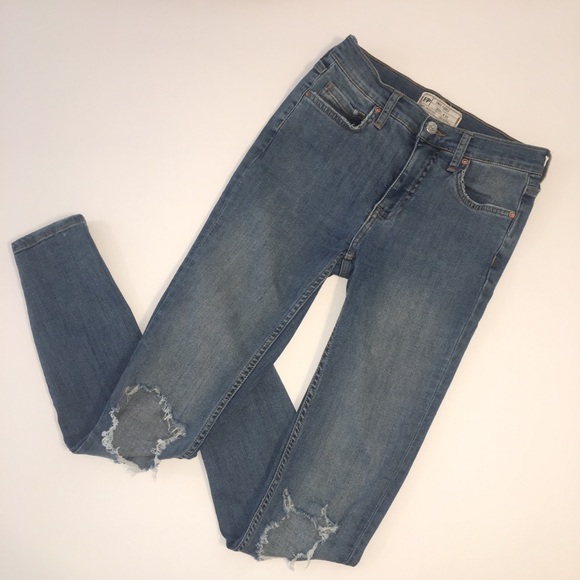 Free People Denim - Free People Skinny Jeans Hi Rise Busted 25 x 27”